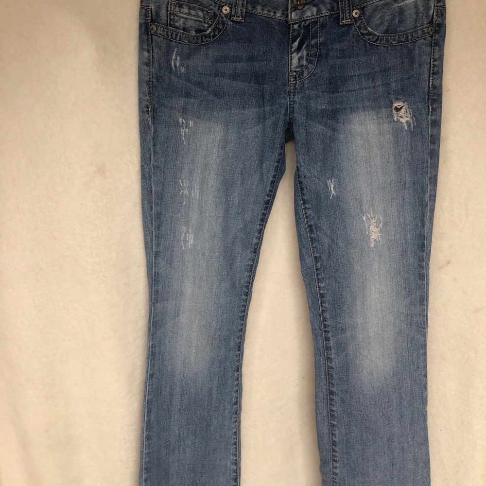 ✨ GUESS JEANS ✨ - Picture 3 of 4